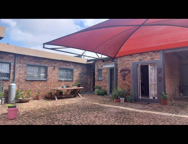 5 BEDROOM HOUSE FOR SALE IN BOKSBURG NORTH